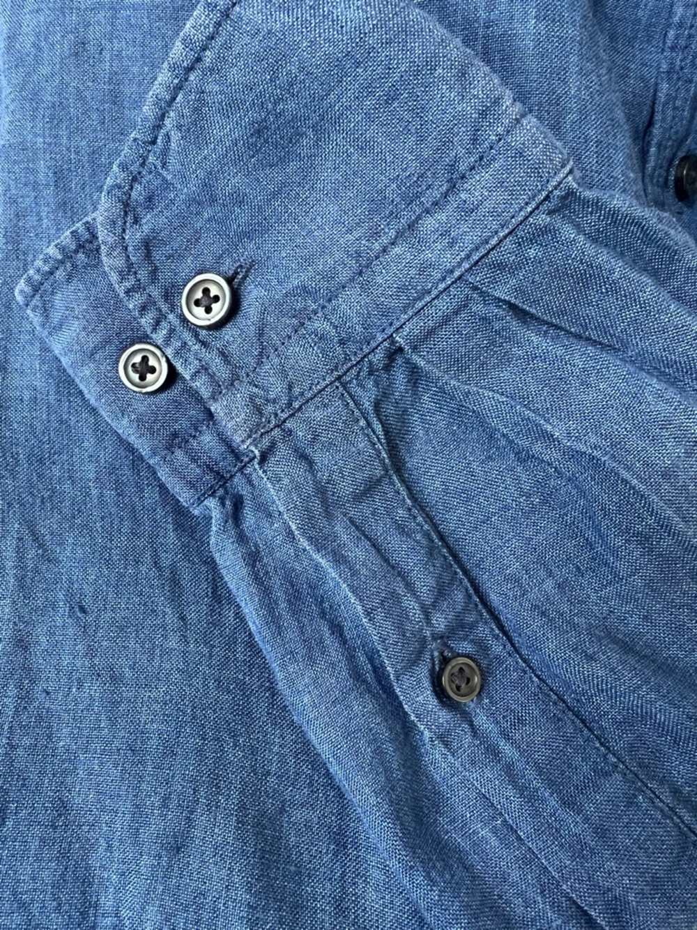 Blue linen long sleeve shirt - Men’s XL - Picture 4 of 8